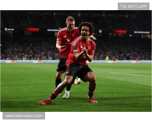 曼联战术混乱与内部矛盾持续显现，对竞争格局带来阶段性变化