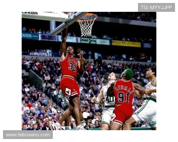 皮蓬无球跑动牵制力改变公牛进攻结构